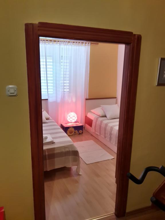 Mili Apartament Vela Luka Exterior foto